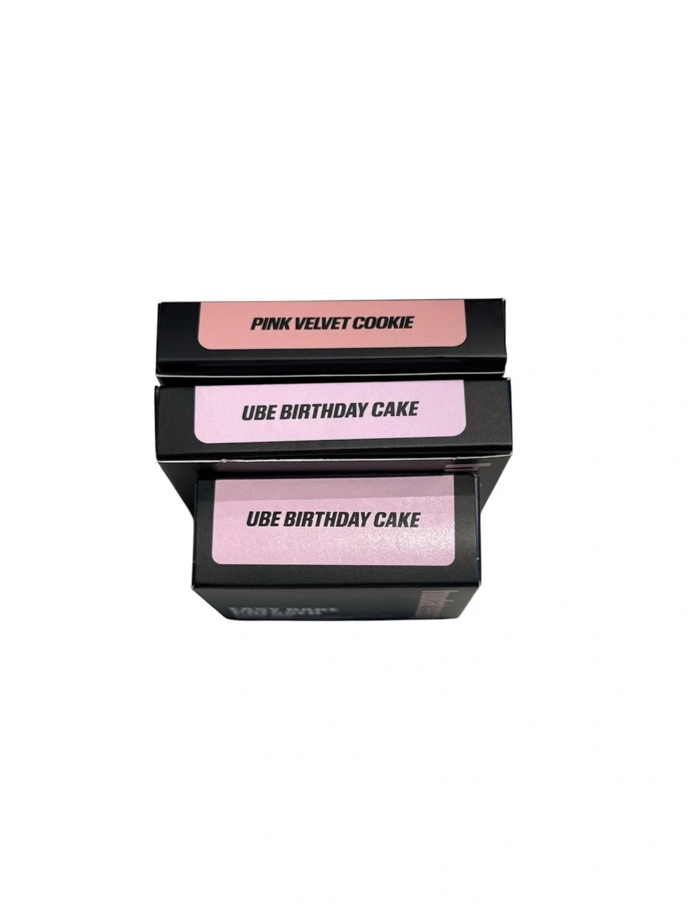 HUDA BEAUTY items included